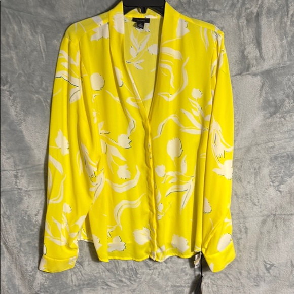 NWT Halogen blouse plus size 1X Yellow Floral Women's  sold at Nordstrom - Picture 1 of 11